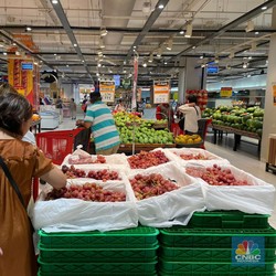 Murah Banget! Anggur Mulai Rp 3.000-an di Transmart Full Day Sale
