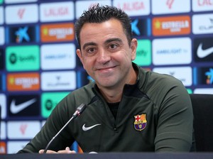 Xavi Tak Dendam, Bersedia Latih Barcelona Lagi di Masa Depan