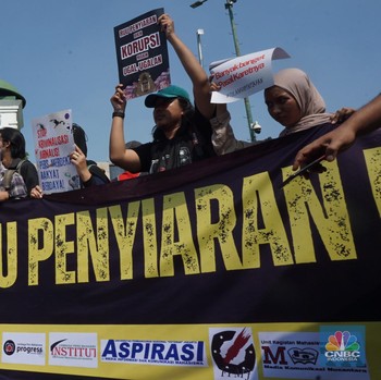 Jurnalis Gelar Aksi di Depan Gedung DPR Tolak Revisi UU Penyiaran