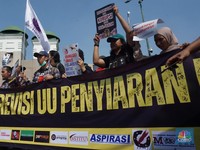 Jurnalis Gelar Aksi di Depan Gedung DPR Tolak Revisi UU Penyiaran
