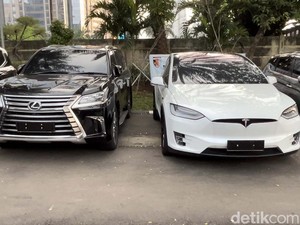 Lexus hingga Mercy G-Class Pakai Pelat ala Anggota DPR, Ternyata Palsu