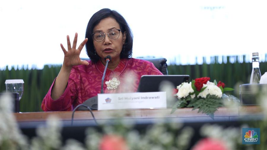 Menteri Keuangan Sri Mulyani Memberi Keterangan di Konferensi Pers APBN KITA. (CNBC Indonesiaa/Tri Susilo)