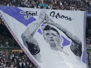 Toni Kroos di Madrid: Disambut 8 Ribu Orang, Dilepas 80 Ribu Orang