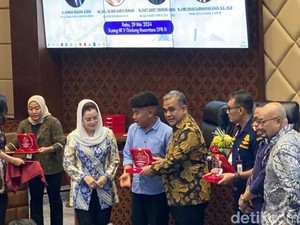 Fraksi Gerindra DPR Gelar Seminar Pengembangan Transportasi dan Logistik