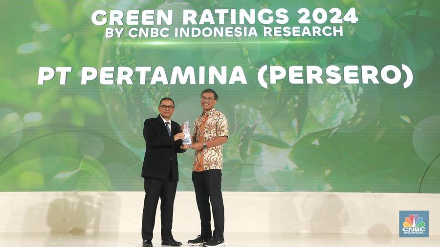 Green Ratings 2024 by CNBC Indonesia Research PT PERTAMINA (Persero). (CNBC Indonesia/Muhammad Sabki)