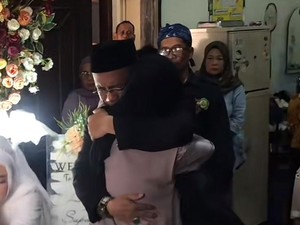 Viral Kisah Haru Anak Restui Bapaknya Menikah Lagi, Rela Menemani dari PDKT
