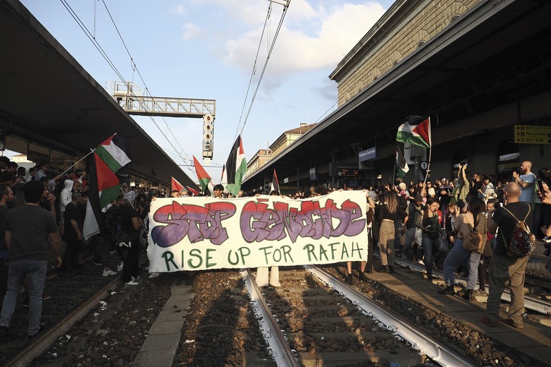 A protester waves a Palestinian flag during a demonstration in support of Palestinians, amid the ongoing conflict between Israel and the Palestinian Islamist group Hamas, in Mexico City, Mexico May 28, 2024. REUTERS/Henry Romero   REFILE - QUALITY REPEAT