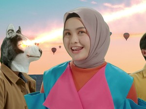 Lirik Boleh Juga Lagu Baru Salma Salsabil yang Trending YouTube