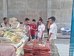 Satgas Pangan Polri Tinjau Gudang Penggilingan Beras di Probolinggo Jatim