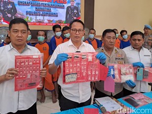 Gulung 13 Pengedar di Jombang, Polisi Sita Sabu Senilai Rp 157 Juta