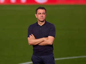 Xavi Dipecat, Barcelona Dikritik