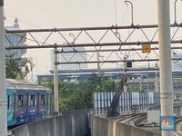 Crane Jatuh Timpa Rel di Depan Kejagung, Begini Penjelasan MRT Jakarta
