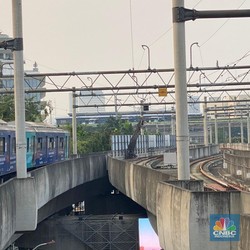 Simak! Update Terbaru Usai Material Besi Jatuh di Lintasan MRT Jakarta