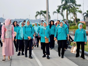 Iriana dan Istri-istri Menteri ke NTB, Sosialisasi Gerakan Cuci Tangan