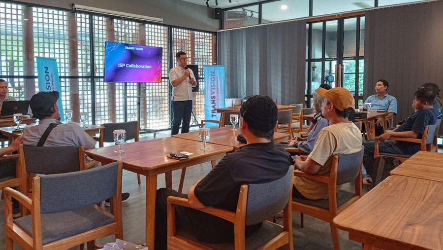 Kerja sama Transvision dengan ISP di Banyuwangi, Jawa Timur, Kamis (30/5/2024). (Dokumentasi Transvision)