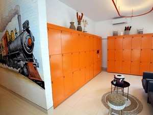 Tarif dan Fasilitas Shower & Locker di Stasiun Pasar Senen