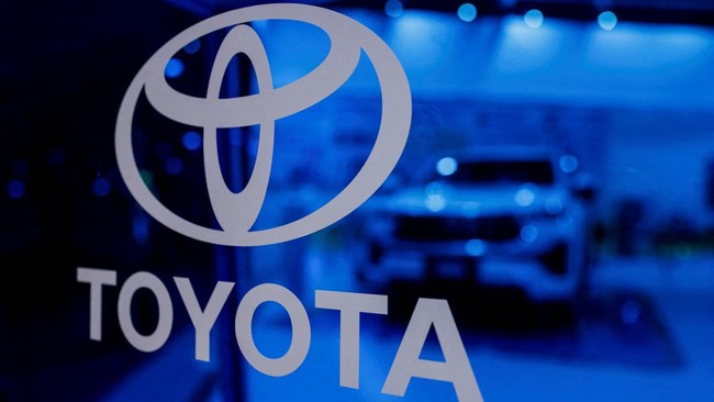 Mobil Listrik China Serbu Pasar RI, Respons Bos Toyota Tak Terduga