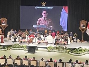 Bingungnya Gibran Banyak Kepala Daerah Aktif Absen di Musrenbang Jateng