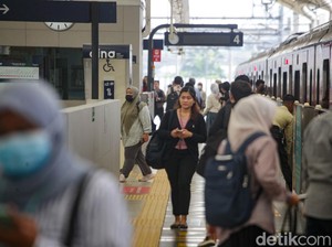 Warga Cerita Sulit Cari Transportasi-Keluarkan Biaya Lebih saat MRT Tutup