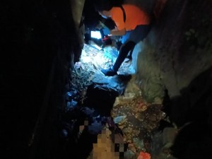 Jasad Pria Setengah Bugil Ditemukan di Parit Gegerkan Warga Pasuruan