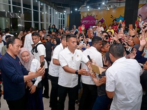 Warga Antusias Sambut Kehadiran Jokowi di Lippo Plaza Lubuklinggau
