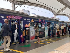 HUT ke-79 TNI, Naik TransJ-MRT-LRT Jakarta 5 Oktober Rp 1!