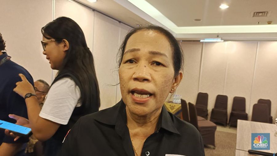 Presiden Konfederasi Serikat Buruh Seluruh Indonesia (KSBSI) Elly Rosita Silaban. (CNBC Indonesia/Martyasari Rizky)