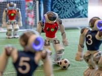 Aksi Robot Canggih di Konferensi AI Sedunia di Swiss