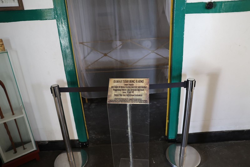 Rumah Pengasingan Bung Karno di Jalan Perwira, Ende Utara, Kabupaten Ende, Nusa Tenggara Timur (NTT). (Dok. PDIP) Rumah Pengasingan Bung Karno di Jalan Perwira, Ende Utara, Kabupaten Ende, Nusa Tenggara Timur (NTT). (Dok. PDIP)