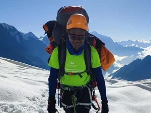 Populer: Jenazah Pendaki Tak Bawa Oksigen Tambahan, Ditinggalkan di Gunung Everest