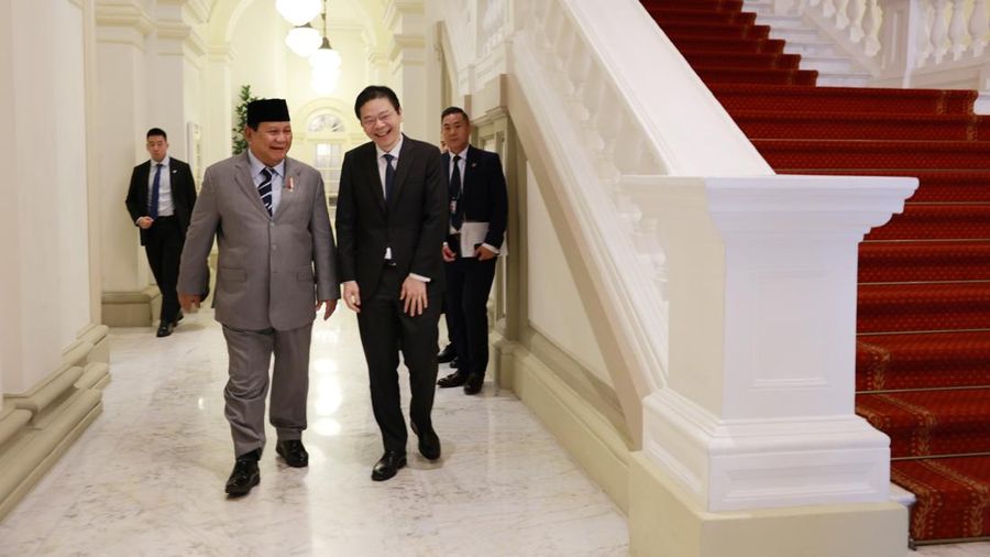 Prabowo Subianto bertemu Perdana Menteri Singapura yang baru Lawrence Wong di Istana, Singapura Sabtu (1/6). (Dok Kementerian Peratahanan)