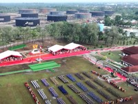 Detik-Detik Jokowi Pimpin Upacara Hari Lahir Pancasila di Blok Rokan