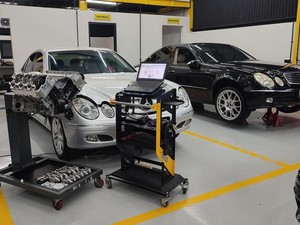 Bengkel Ini Terima Servis Berbagai Merek Mobil Mewah, dari Mercy hingga Ferrari