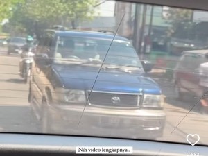 Polisi Selidiki Pemobil Arogan Keluarkan Celurit Usai Diklakson di Surabaya