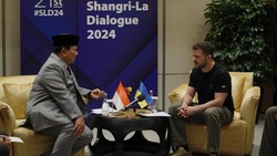 Prabowo Bertemu Presiden Ukraina di Singapura, Ini yang Dibahas