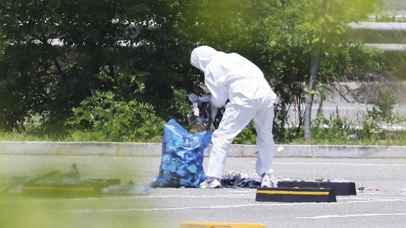 Korea Utara kembali mengirimkan balon pembawa sampah ke Korea Selatan pada tanggal 1 Juni, kata militer Korea Selatan, sehari setelah Seoul memperingatkan tindakan balasan terhadap aktivitas tersebut. (Handout / South Korean Defence Ministry / AFP)