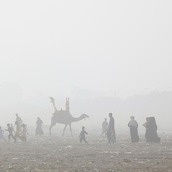 'Neraka Bocor' Hantam Irak, Suhu Tembus 51 Celcius-Warga Terpanggang