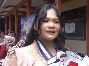 Keren! Siswi SMAN 3 Purwokerto Diterima di 12 Universitas Top Dunia