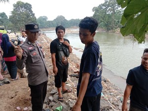 Pergi Mancing Sambil Berenang Seberangi Sungai Ogan, Nuryanto Hilang Tenggelam