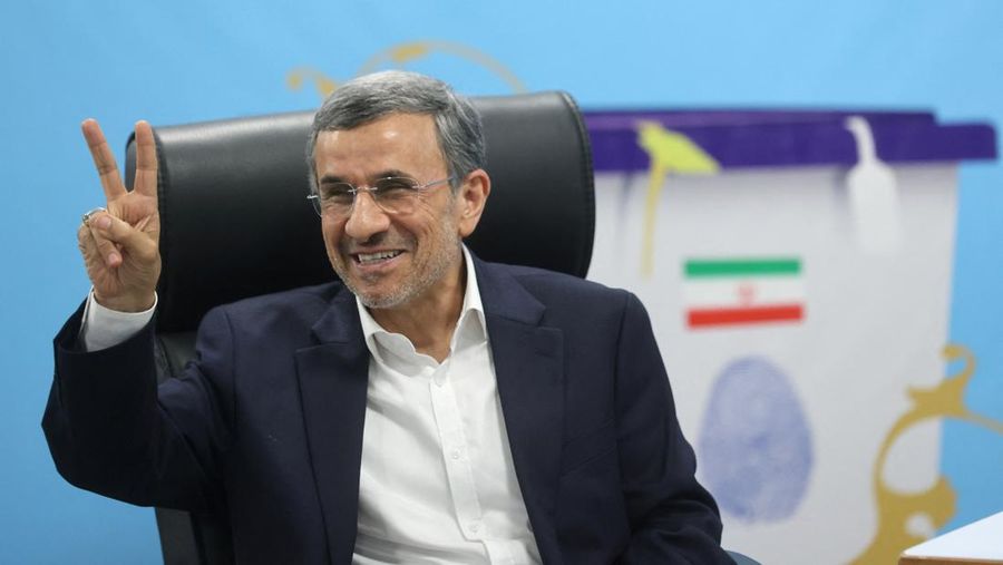Mahmoud Ahmadinejad former president of Iran, registers as a candidate for the presidential election at the Interior Ministry, in Tehran, Iran June 2, 2024. Majid Asgaripour/WANA (West Asia News Agency) via REUTERS ATTENTION EDITORS - THIS PICTURE WAS PROVIDED BY A THIRD PARTY