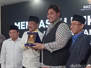 Ivan Gunawan Terima Apresiasi dari BAZNAS atas Kepedulian Terhadap Palestina