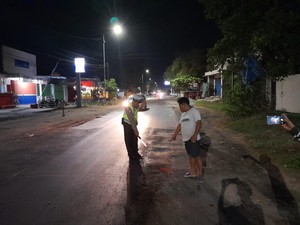 Jatuh Saat Dibonceng Bapak, Anak di Jember Tewas Terlindas Truk