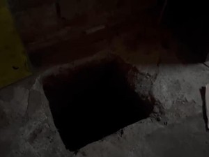Penampakan Lubang Dicor Semen di Rumah Pembunuh Bocah di Bekasi