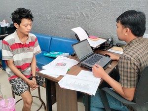 Nyali Besar Kevin Edarkan Sabu di Depan Kantor Polisi