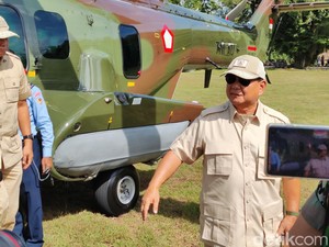 Tinjau Bantuan Air Bersih di Gunungkidul, Prabowo Naik Helikopter