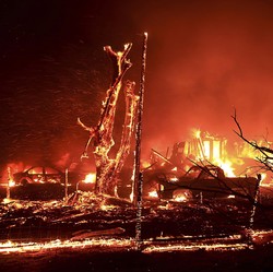 Bak Penampakan Neraka, Kebakaran Hutan Dahsyat 'Gulung' AS