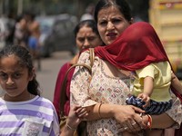 Potret Gelombang Panas Hantam India 52,9 Celcius Buat Warga Tewas