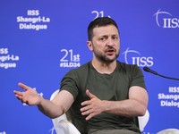 Presiden Ukraina Zelenskiy Klaim Rusia & Korut Tekor di Wilayah Ini