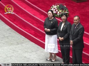 Tok! Paripurna DPR Restui Destry Damayanti Kembali Jadi DGS Senior BI