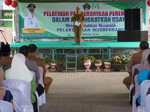 Tingkatkan Pemberdayaan Perempuan, Pemkab Blitar Gelar Pelatihan Batik